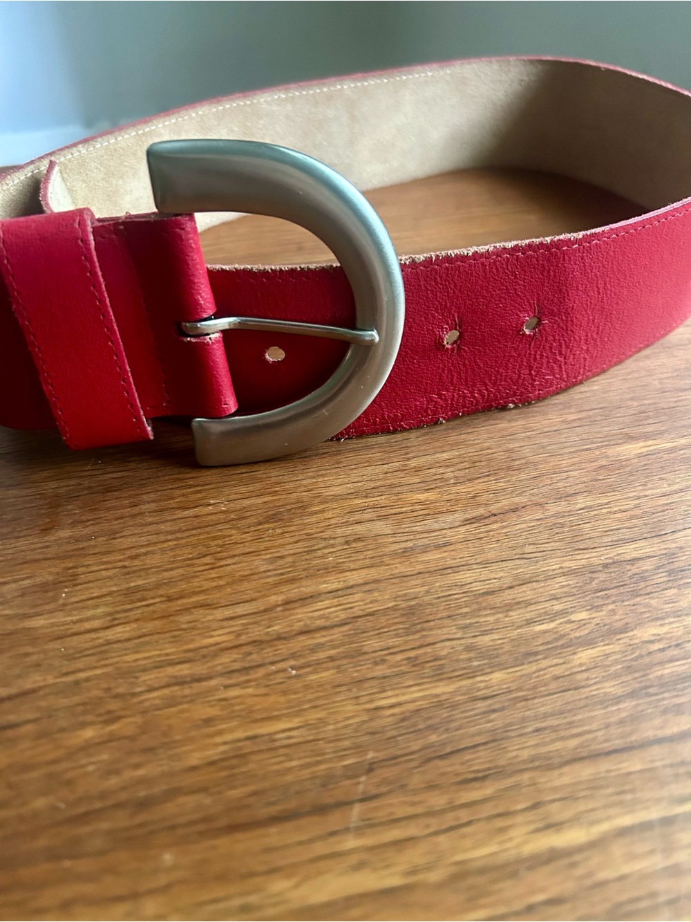 Authentic vintage Au Coton red leather belt, proudly made in Canada. - Picture 6 of 11